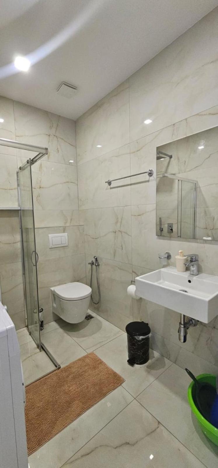 Hotel Edina Apartments By Hp Sarandë エクステリア 写真